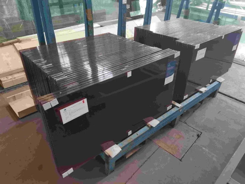 Standard laminated glass