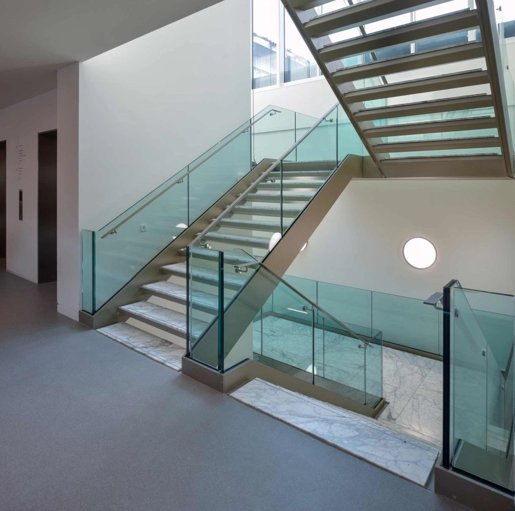 Top 5 Residential Applications of Glass Balustrades