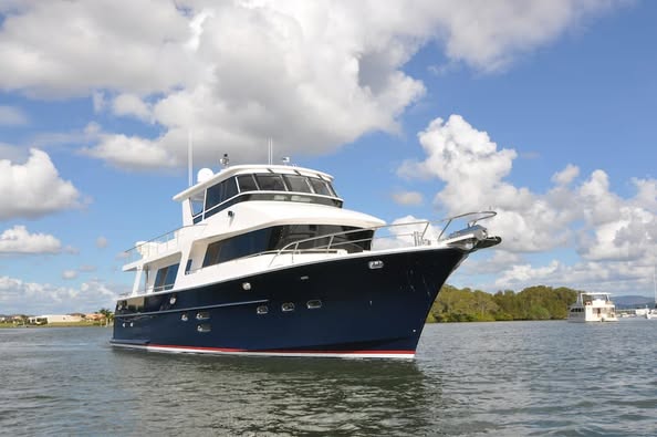 Cruise vessel color back 4