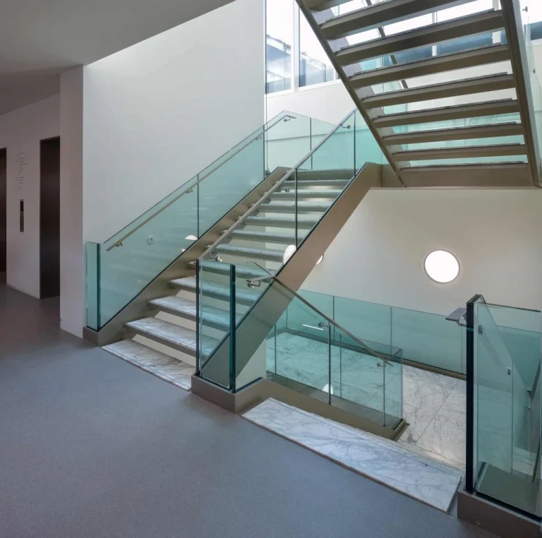 Top 5 Residential Applications of Glass Balustrades
